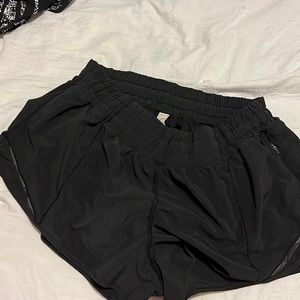 Lululemon hotty hot shorts